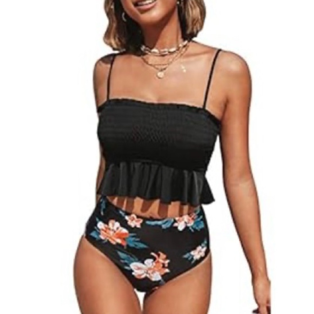 Cupshe 2 Piece Bikini Size Medium NWT